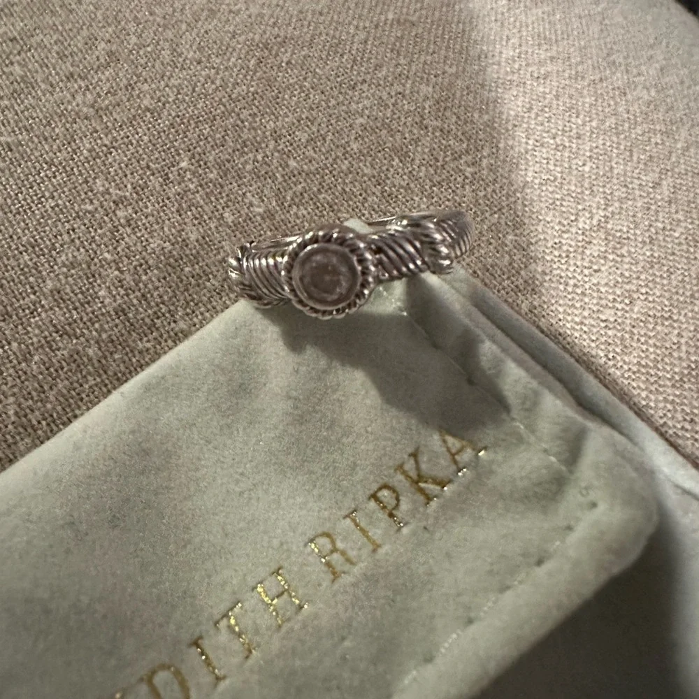 Judith Ripka Solitaire - Picture 6 of 7